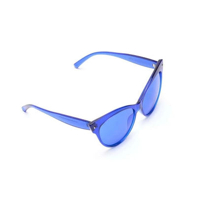 Los vidrios de la terapia del color elegantes en 10 diversos colores colorean las gafas de sol teñidas